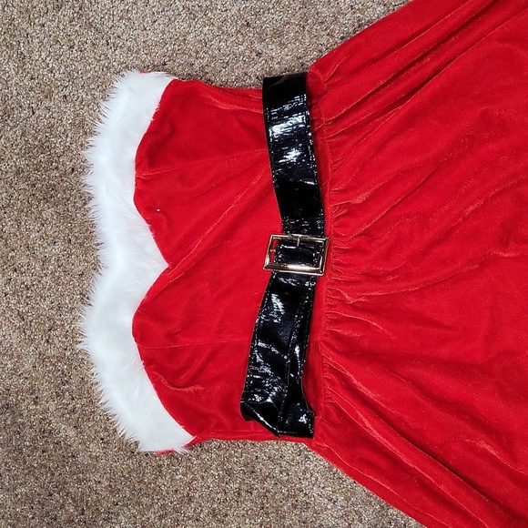 Santa Dress - Picture 2 of 4